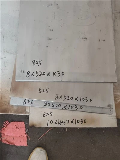 Плоча от сплав 825 – 520 × 1030 × 8 mm