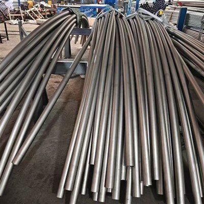 Коляно от неръждаема стомана 304, пробито чрез удар